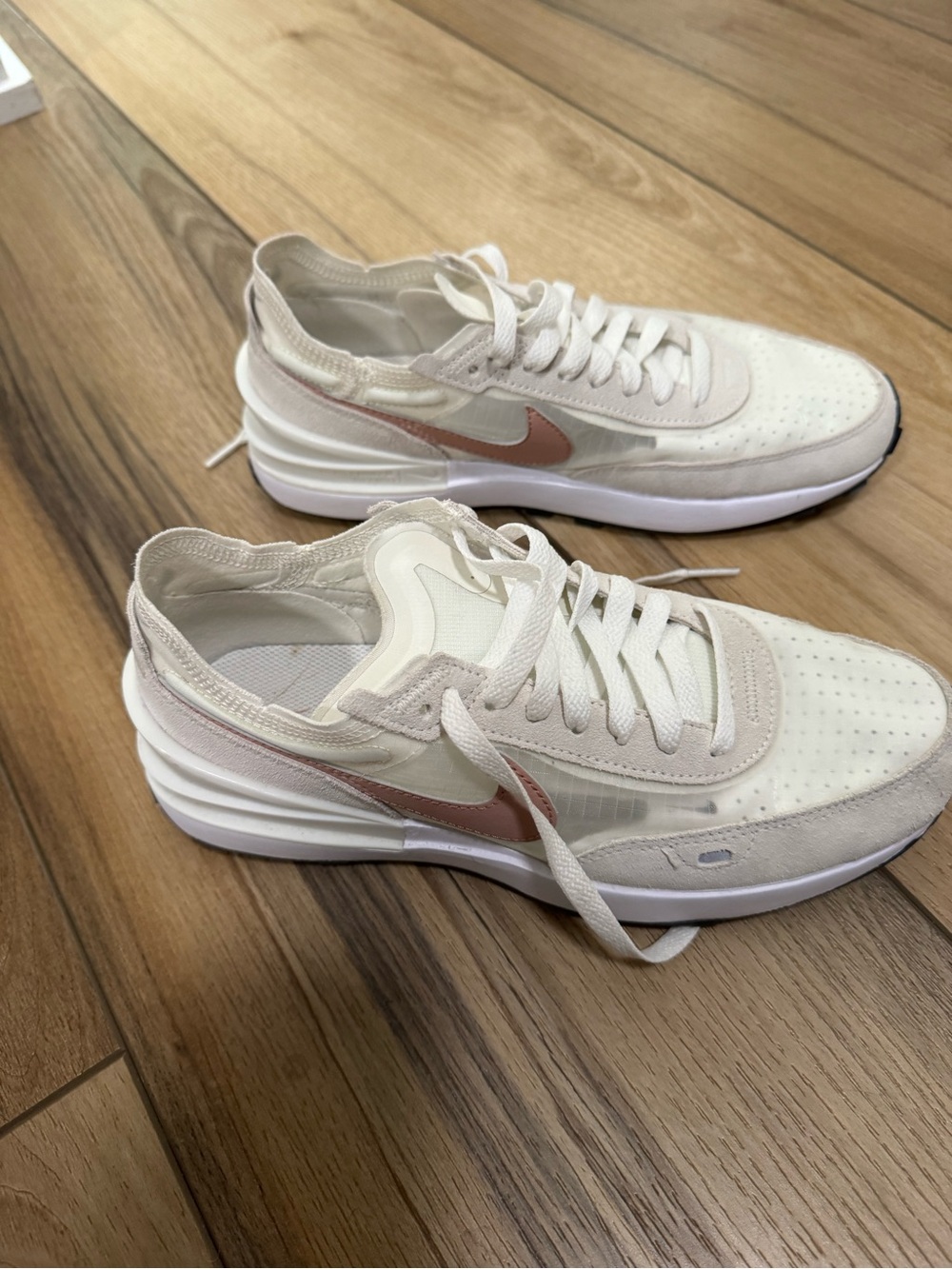 Nike Women's Waffle One Sail with Rose Swoosh - Picture 4 of 7
